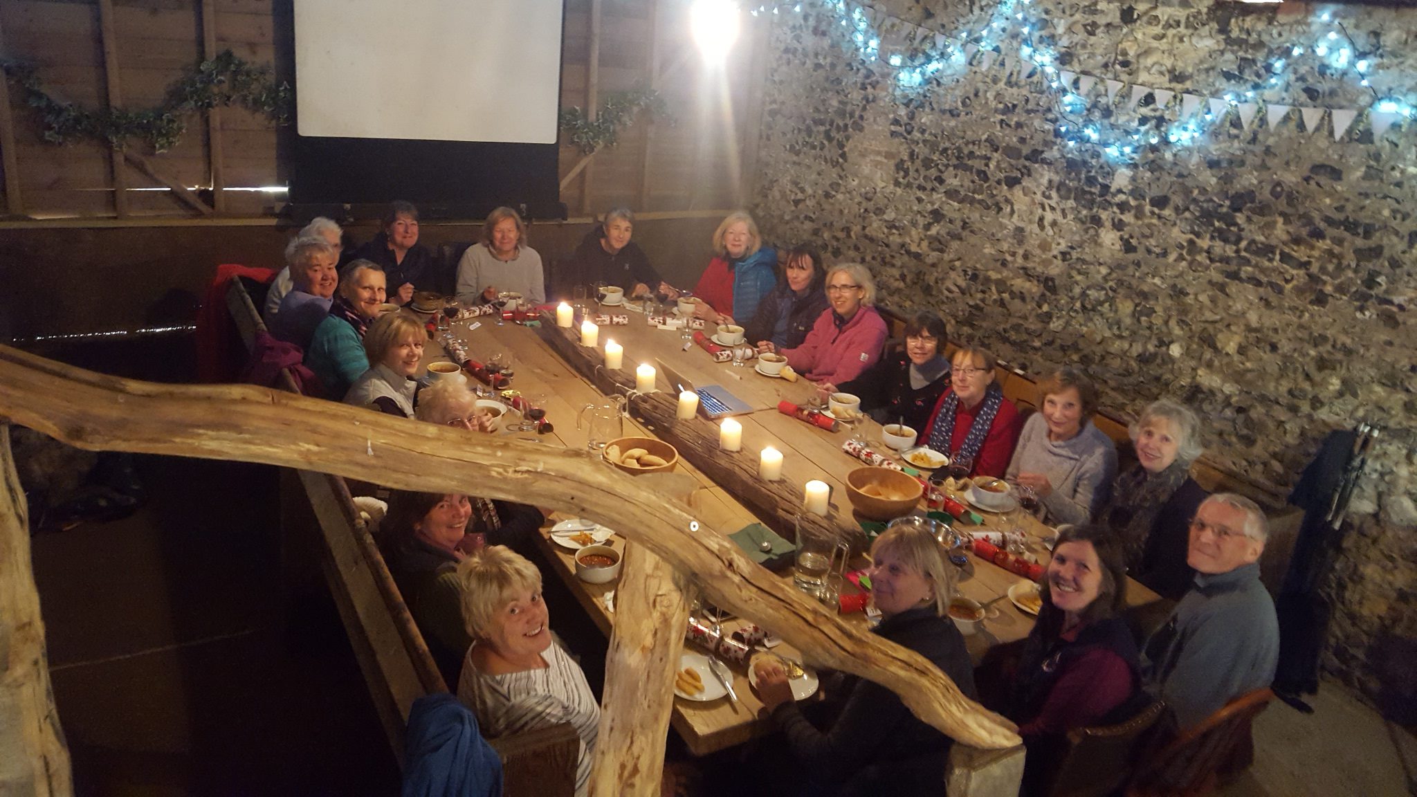 early-christmas-lunch-at-the-barn